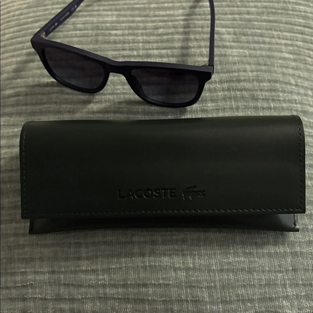 Lacoste Unisex Navy Sunglasses